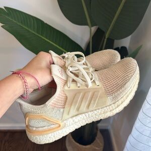 Adidas Women's Beige and Peach Sneakers